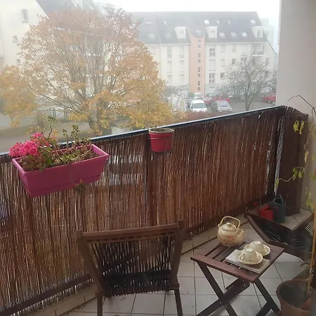 Lovely With A Garage On Premises Apartamento