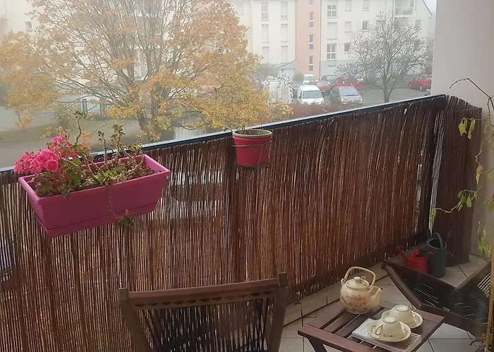 Lovely With A Garage On Premises Appartement