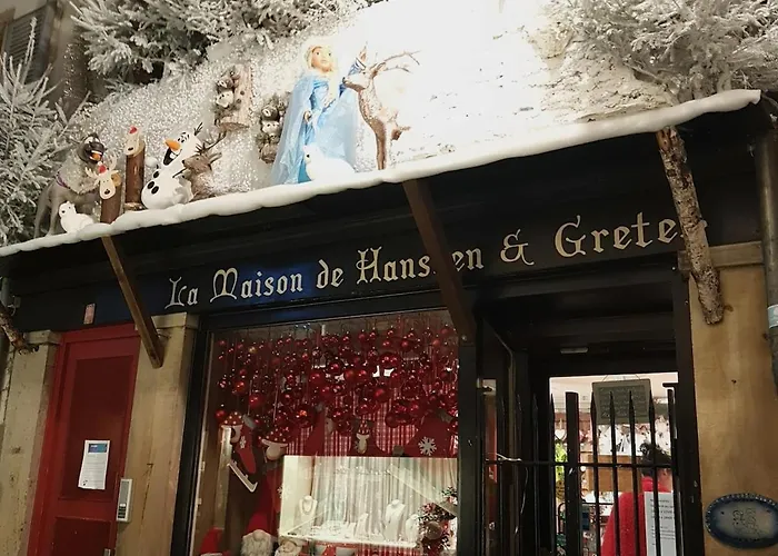 Lovely With A Garage On Premises Apartment