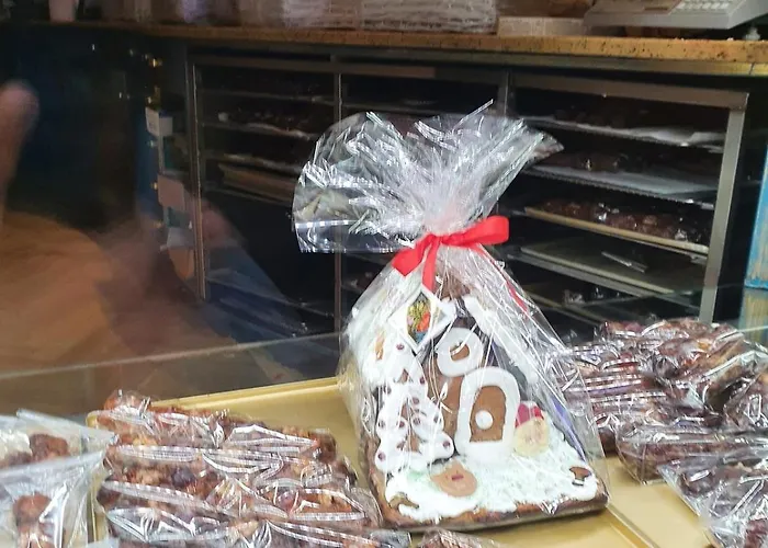 Apartment Lovely With A Garage On Premises *